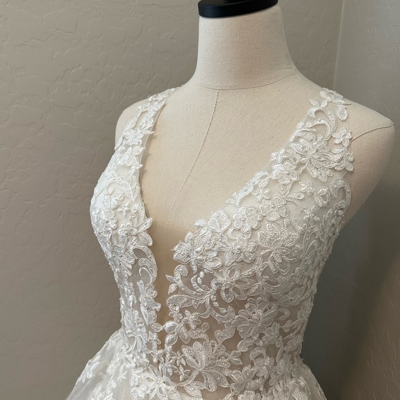 NEW ALYCE PARIS SZ 14 WHITE ILLUSION SLEEVELESS BEADED TULLE FORMAL BALLGOWN - Picture 10 of 16